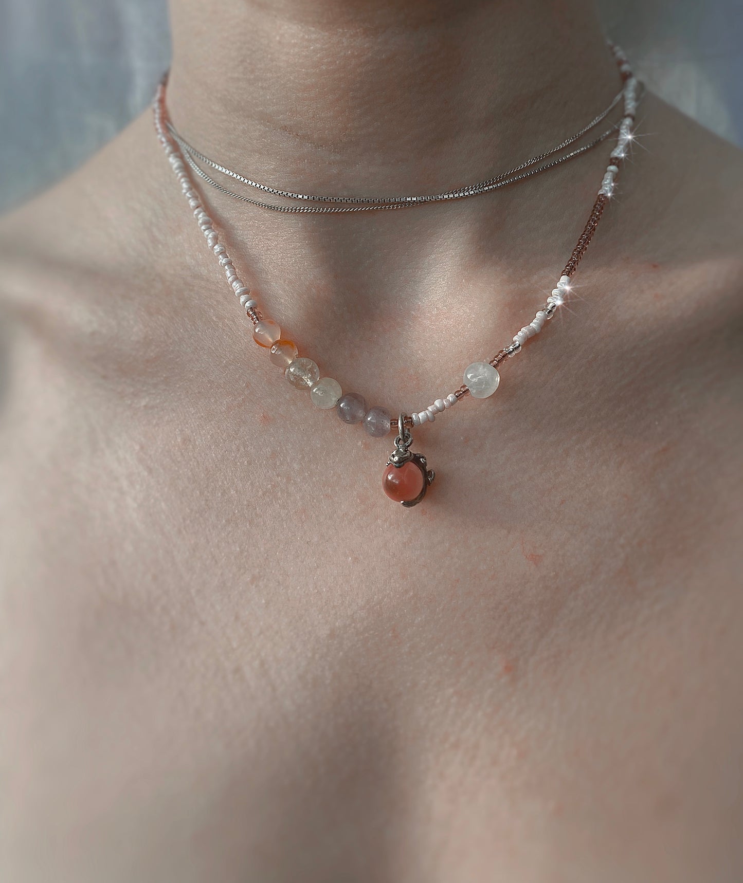 mini croc with orb on agate, amethyst and seed beads.