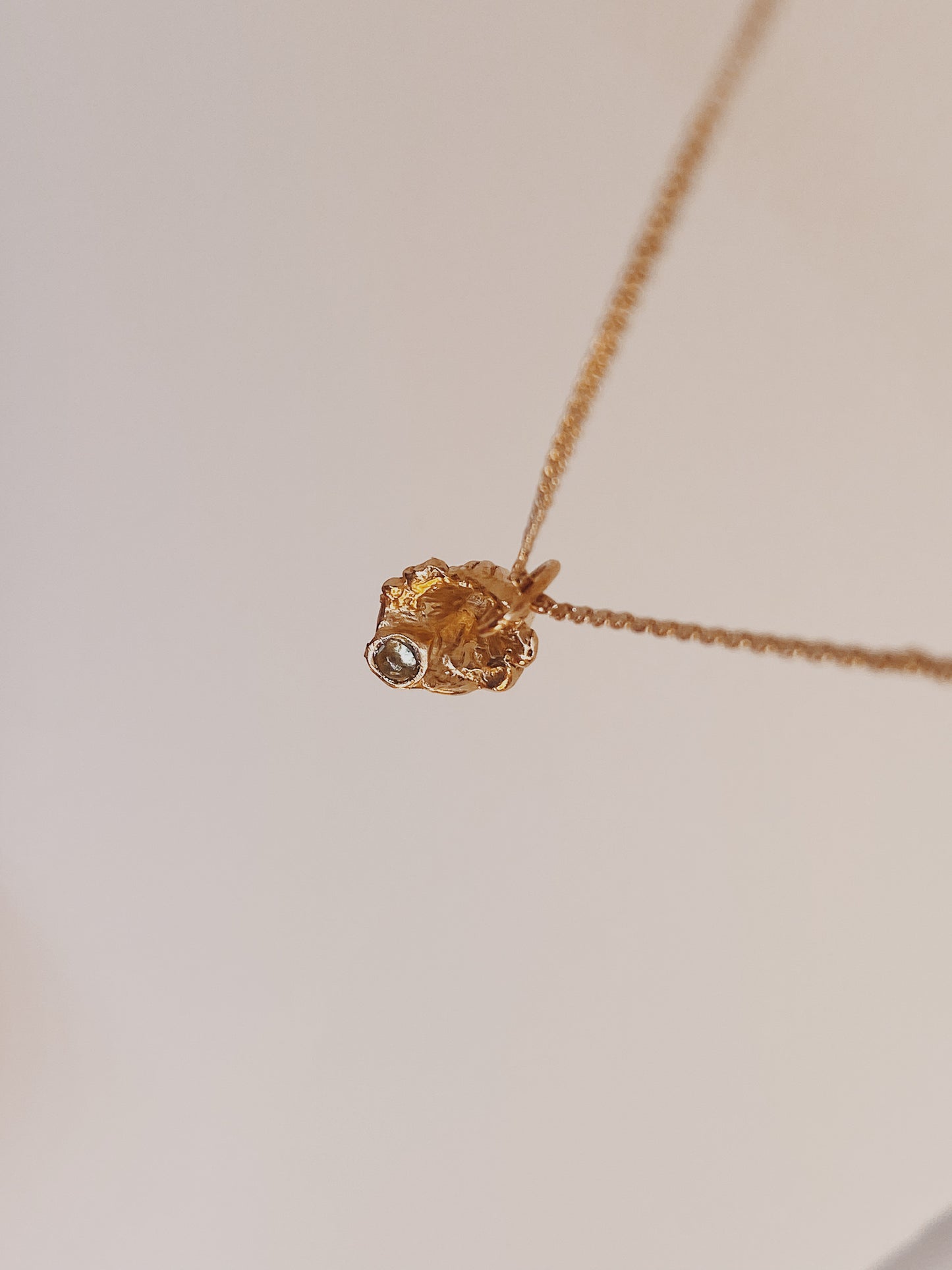 solid 14k gold mushroom pendant // 'dewy agarica'
