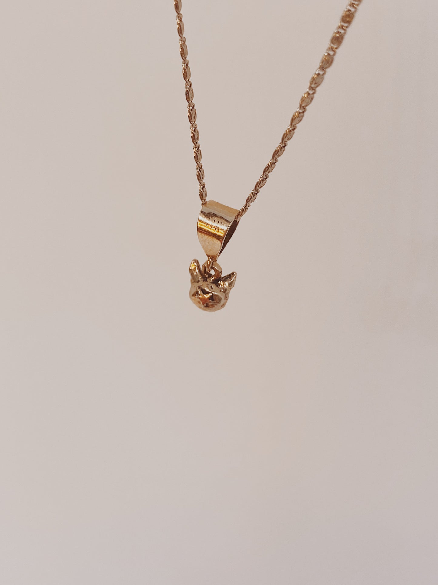 solid 14k gold heart cat // tiny cat head charm
