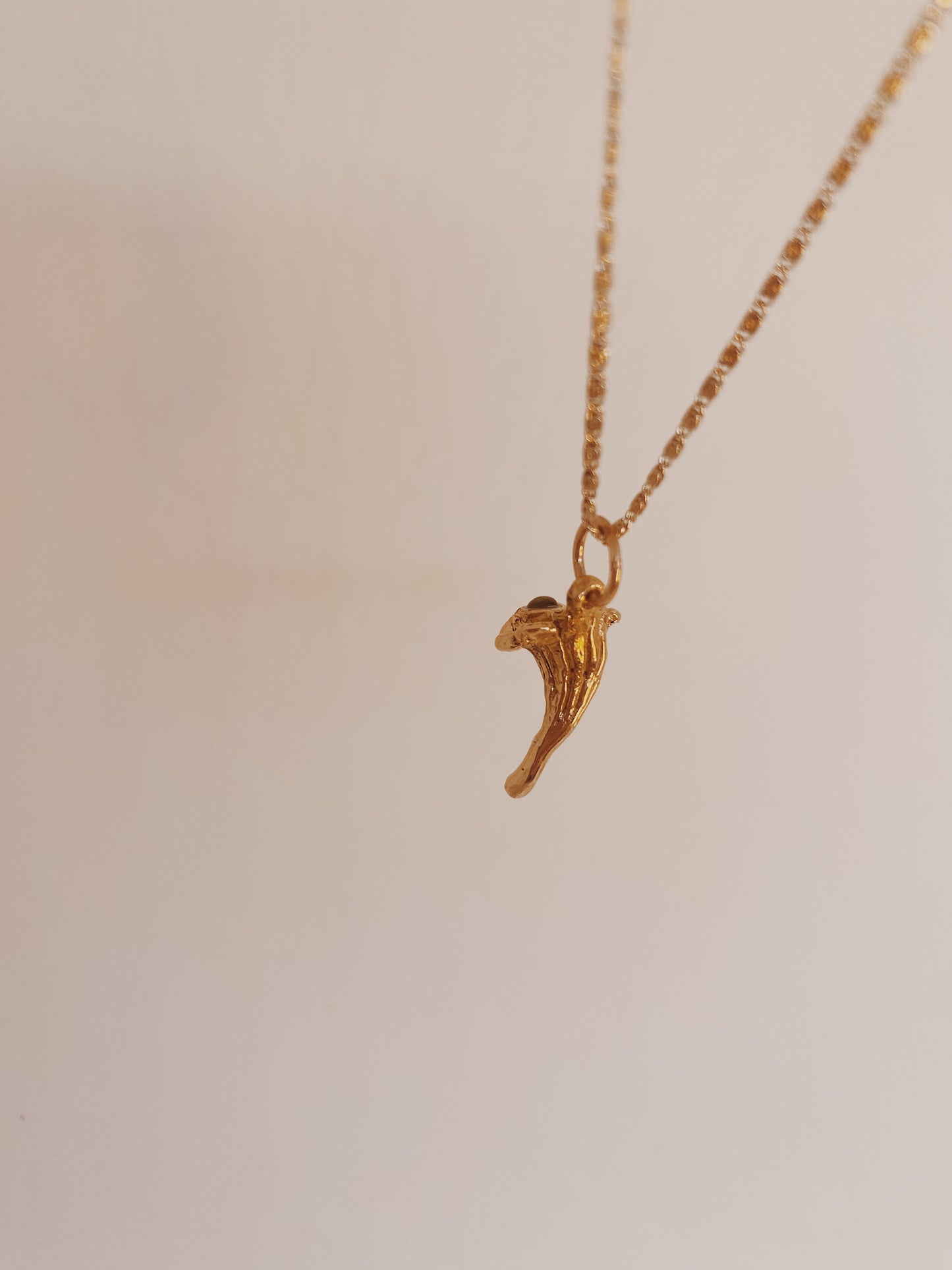 solid 14k gold mushroom pendant // 'dewy agarica'