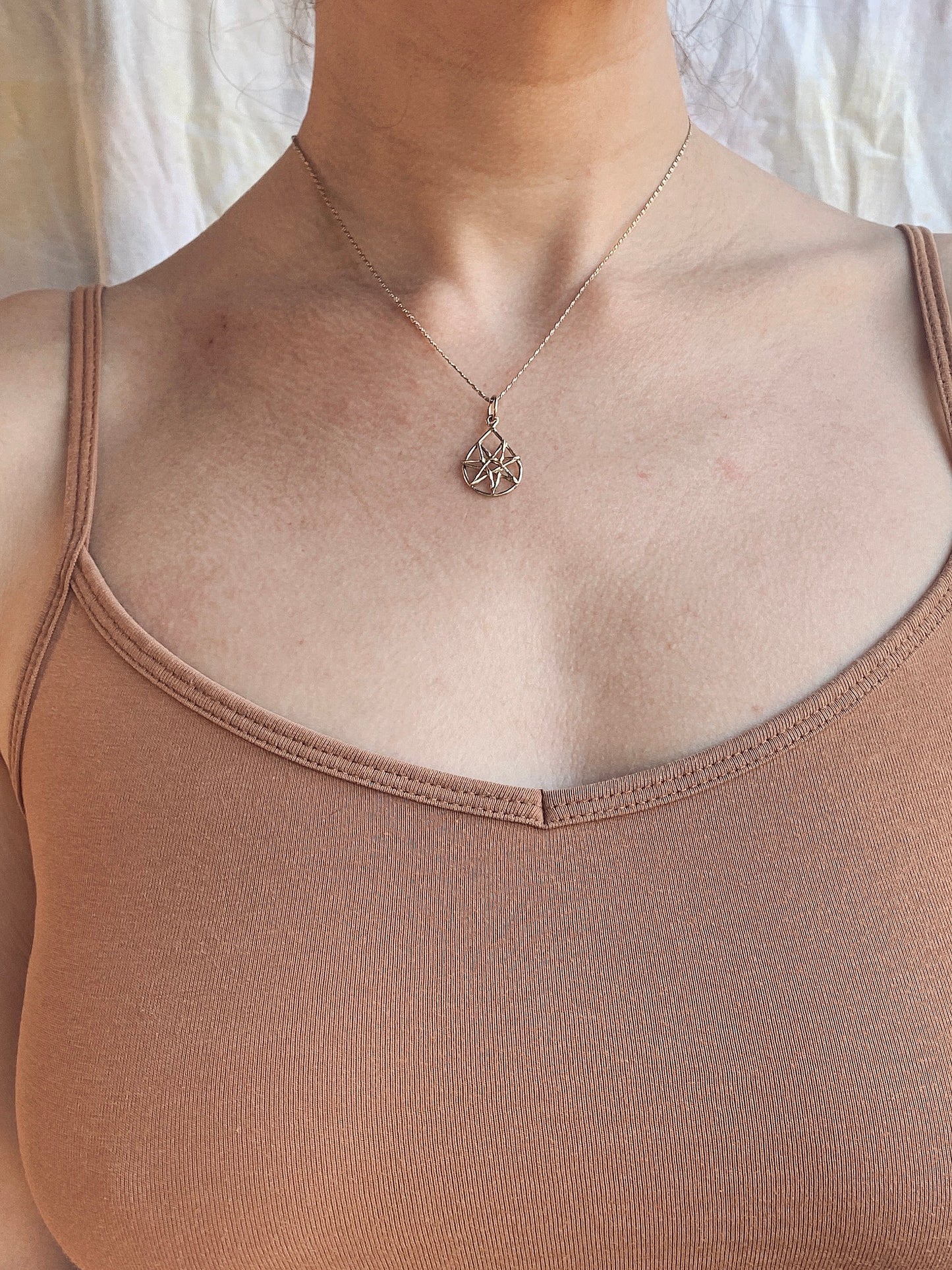 solid 14k gold faerie star // fog star