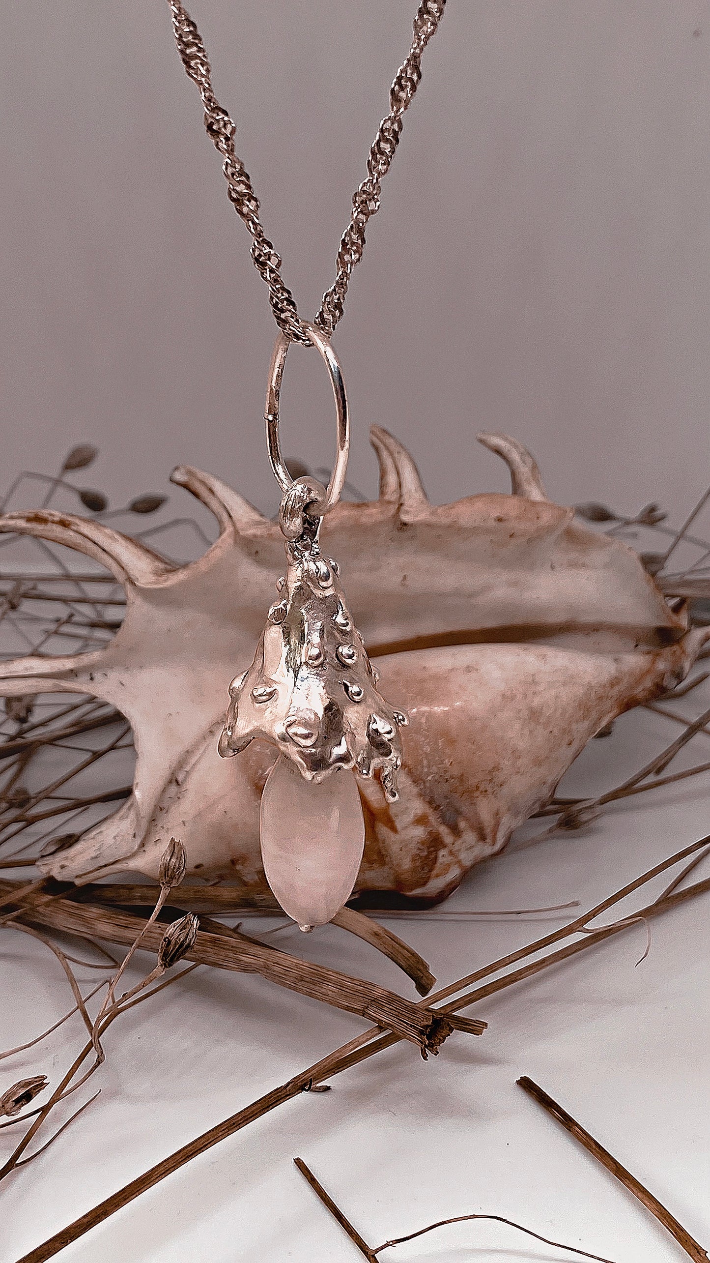 ꩜ volua ꩜ chunky inky milk cap