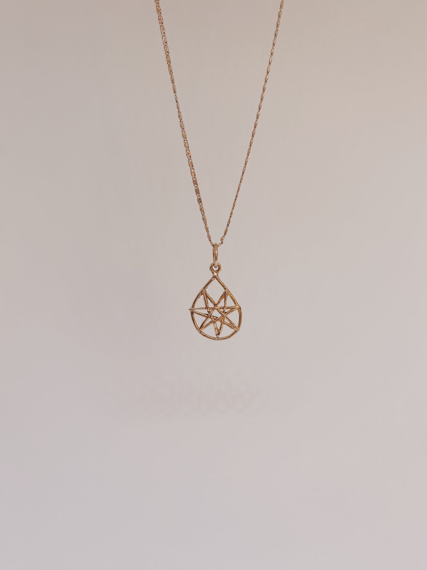 solid 14k gold faerie star // fog star
