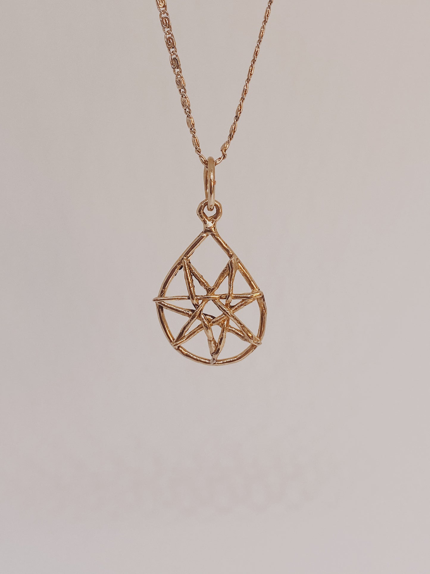 solid 14k gold faerie star // fog star