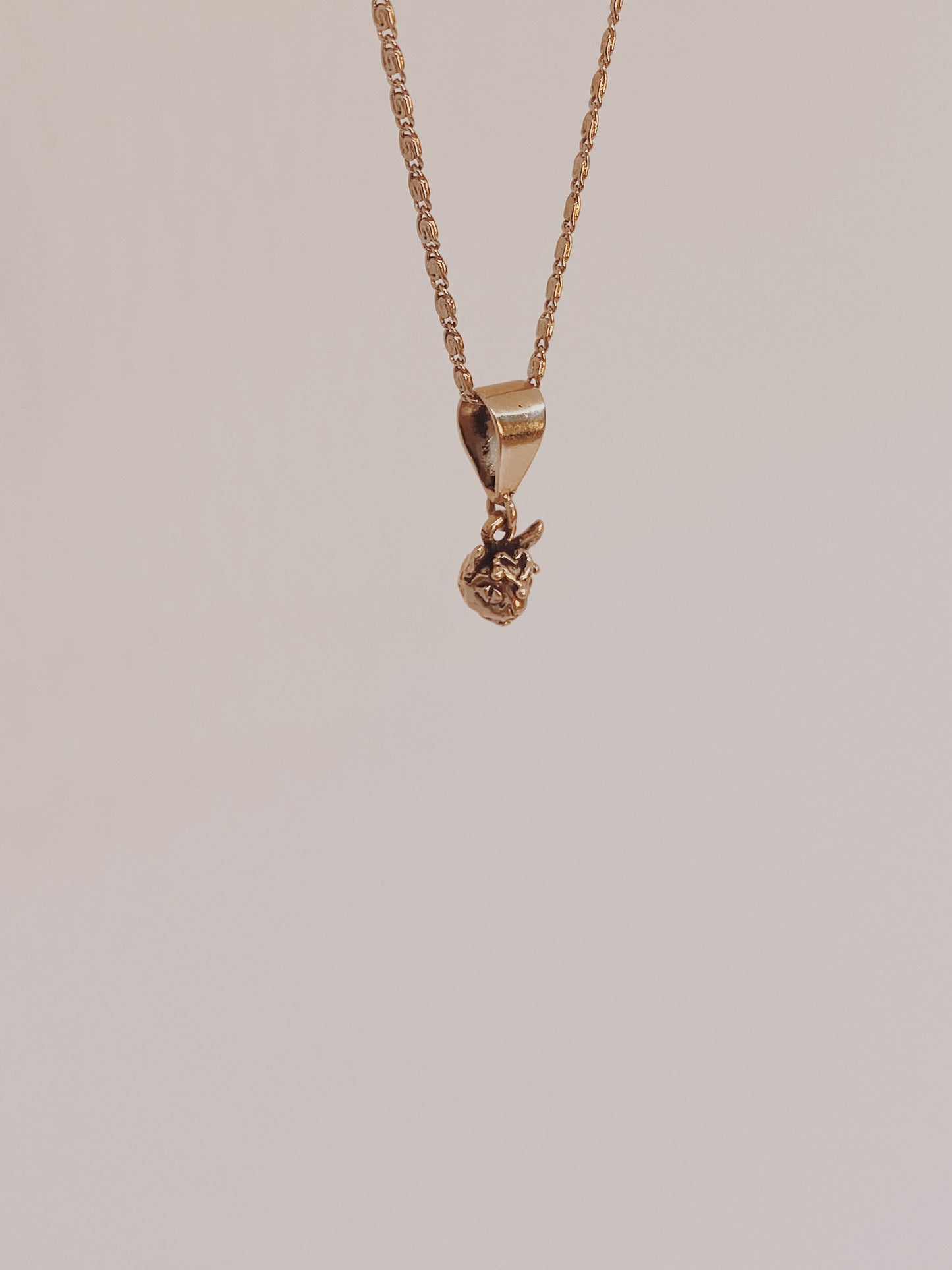 solid 14k gold heart cat // tiny cat head charm