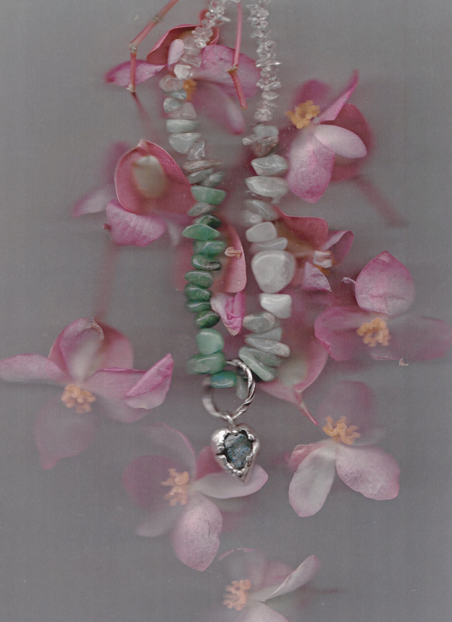꩜ volua ꩜ moss agate rainfall heart on gemstone gradient strand.
