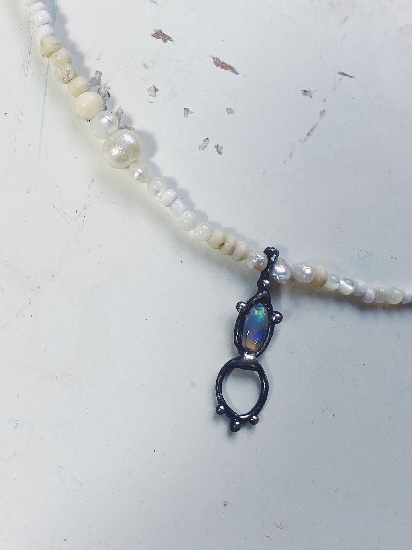 ꩜ volua ꩜ fire opal and freshwater pearl necklace