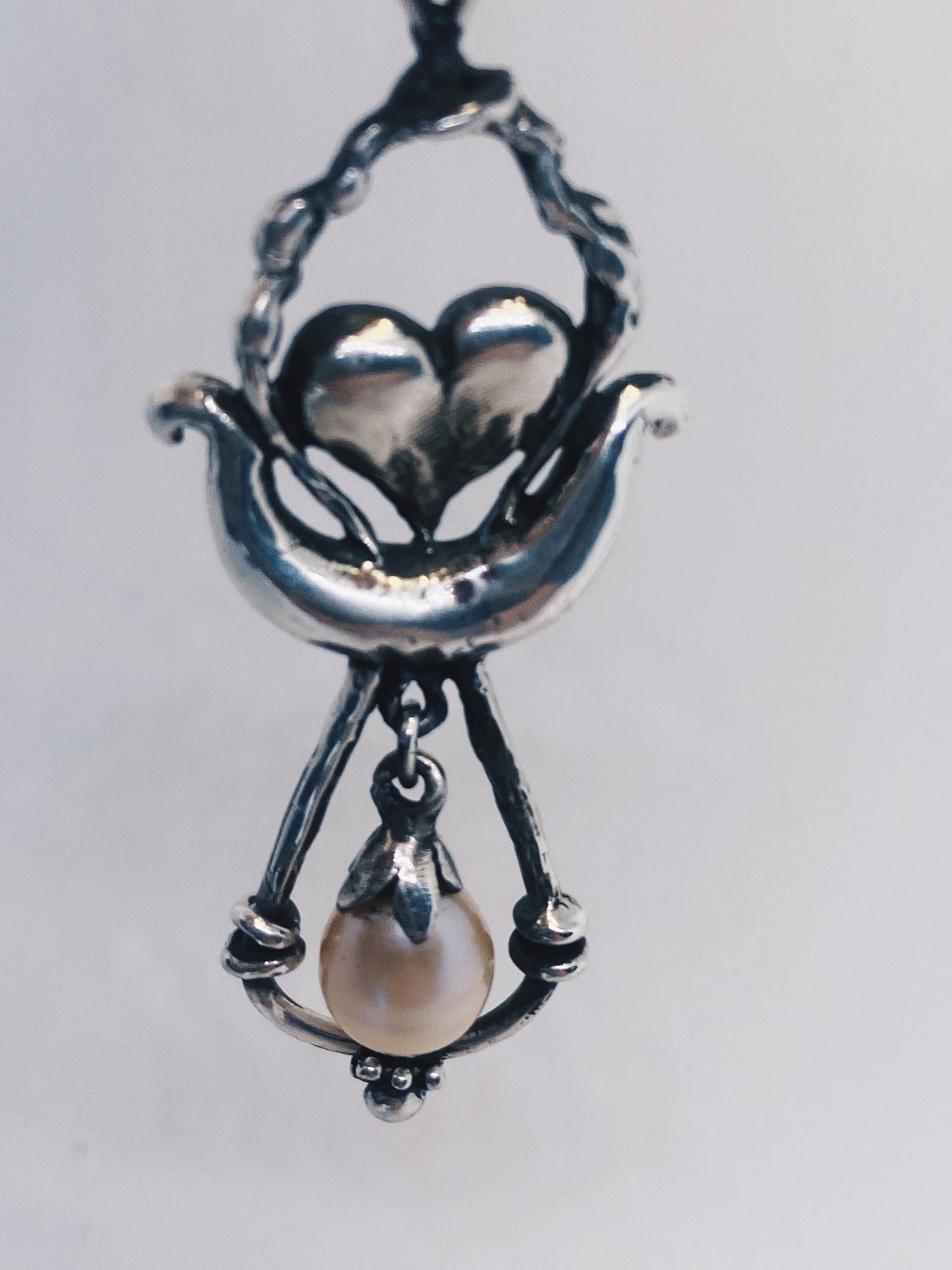 protected pearl pendant // syren’s heart