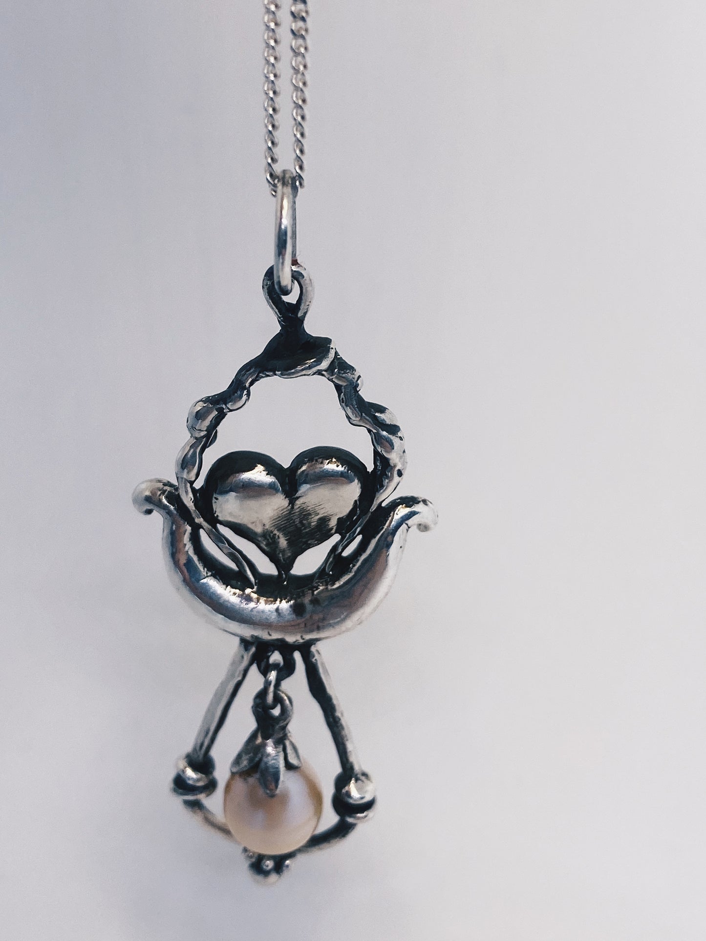 protected pearl pendant // syren’s heart