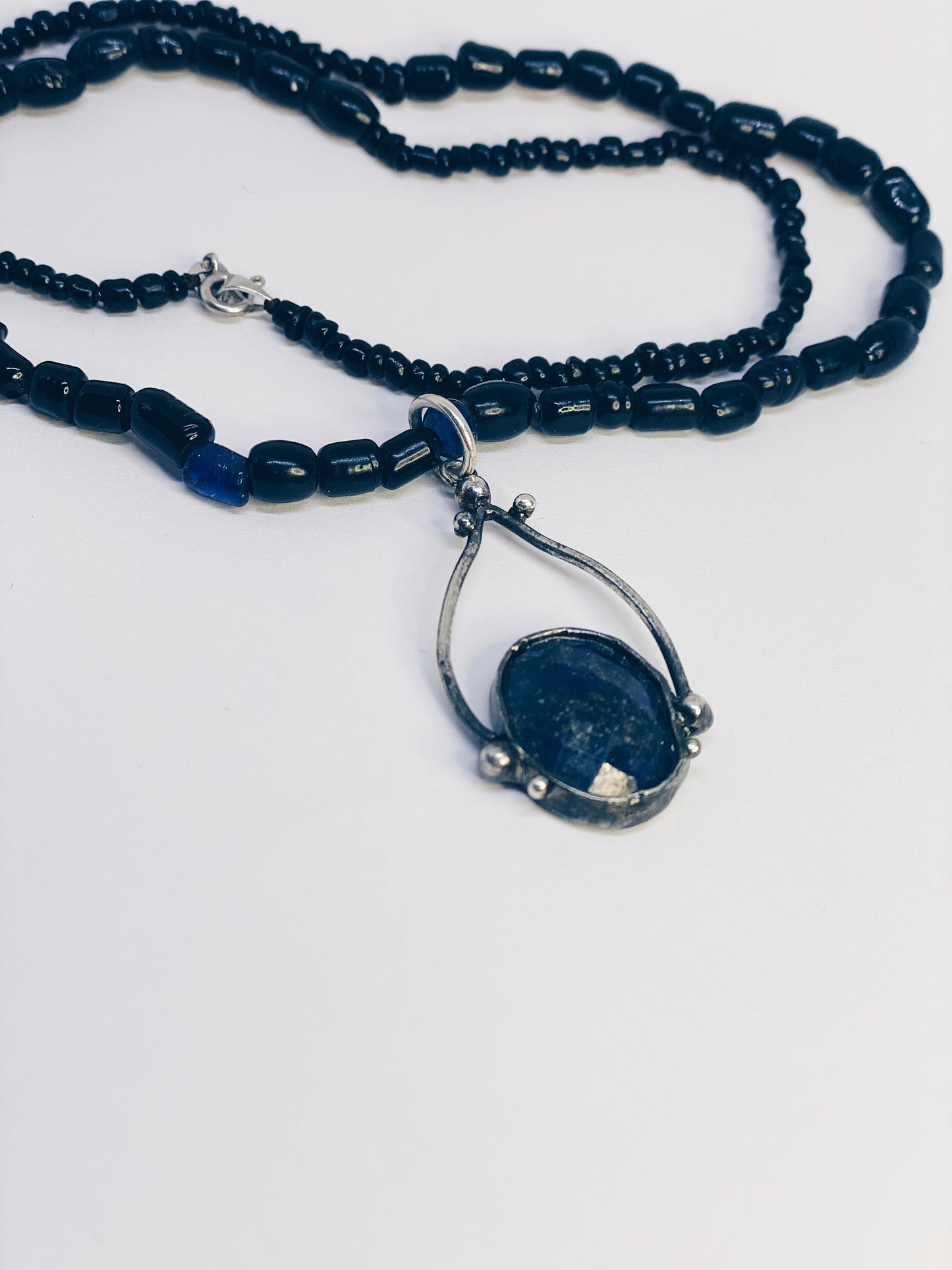 ꩜ volua ꩜ teardrop set lapis lazuli gold flecks & mineral beaded necklace