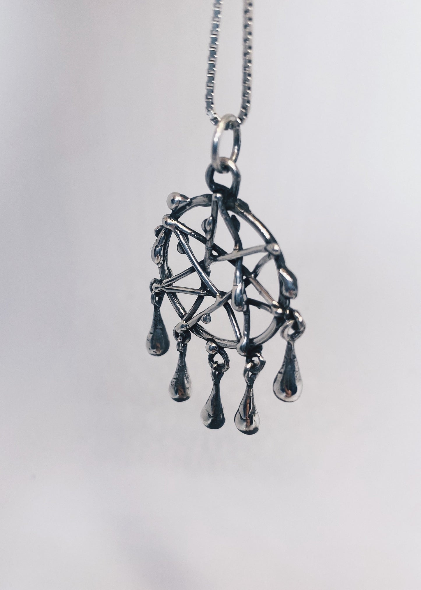 droplet dangle faerie star // diluvia
