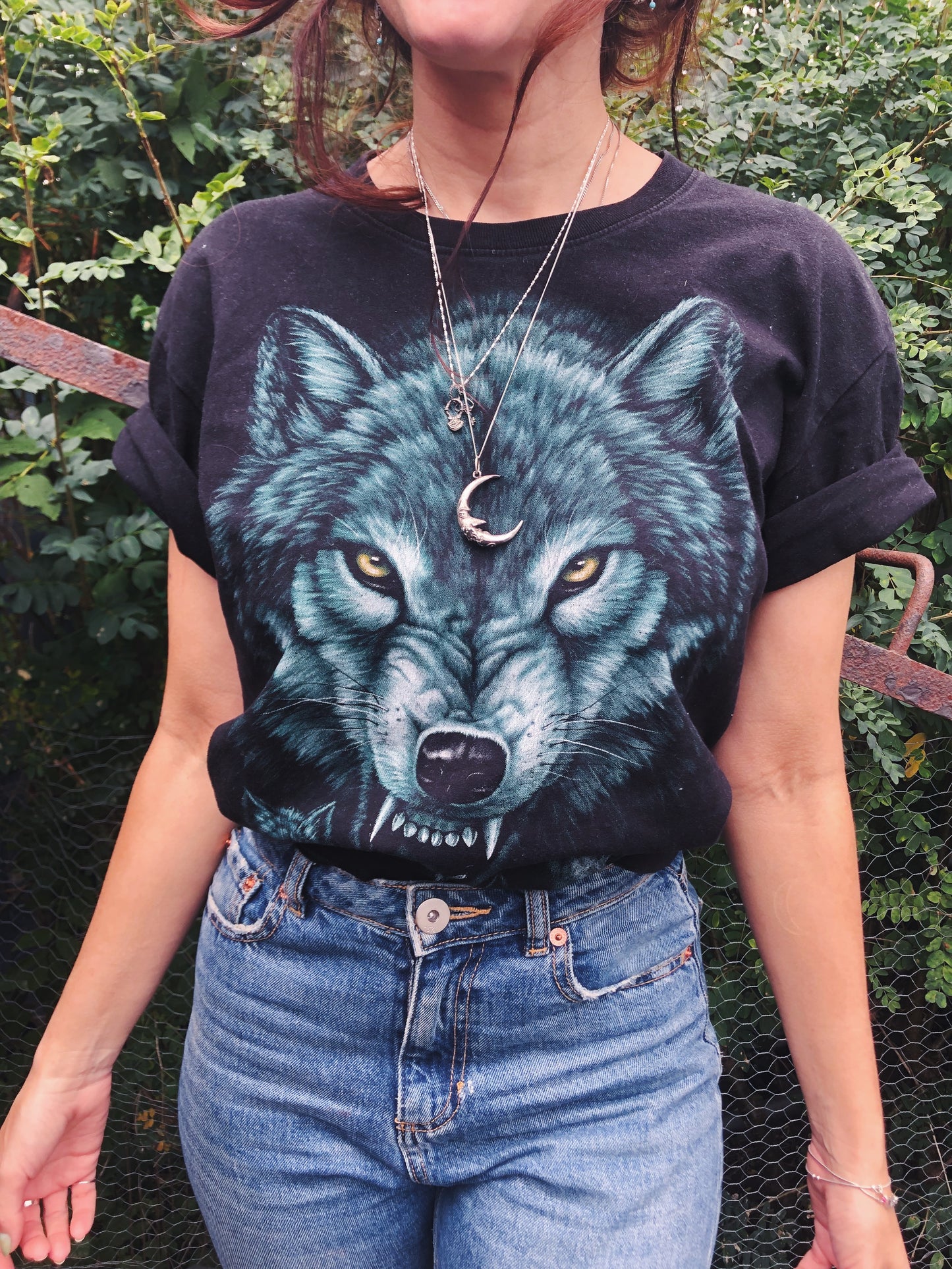 vtg wolf tee XV