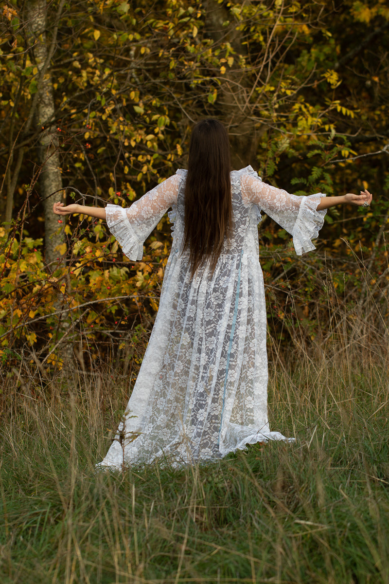 lace robe // hammer gown