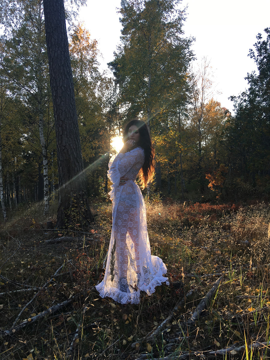 lace robe // hammer gown