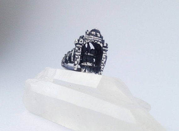 silver fortification stronghold ring // ramparts