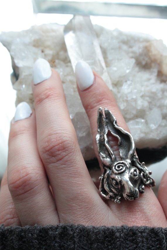 hare ring // 'whisperer'