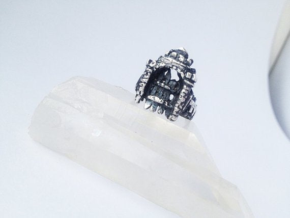silver fortification stronghold ring // ramparts