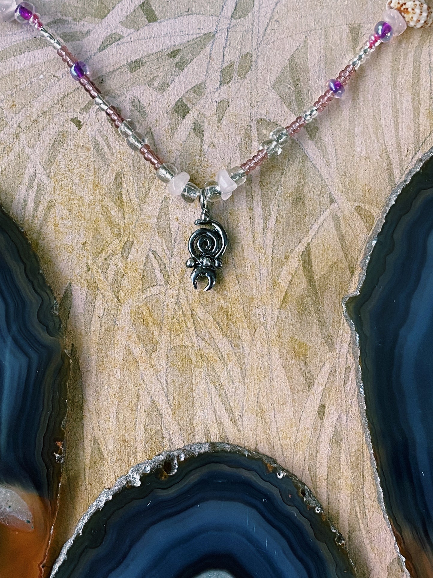 ꩜ volua ꩜ lunar spiral and seashell beaded necklace
