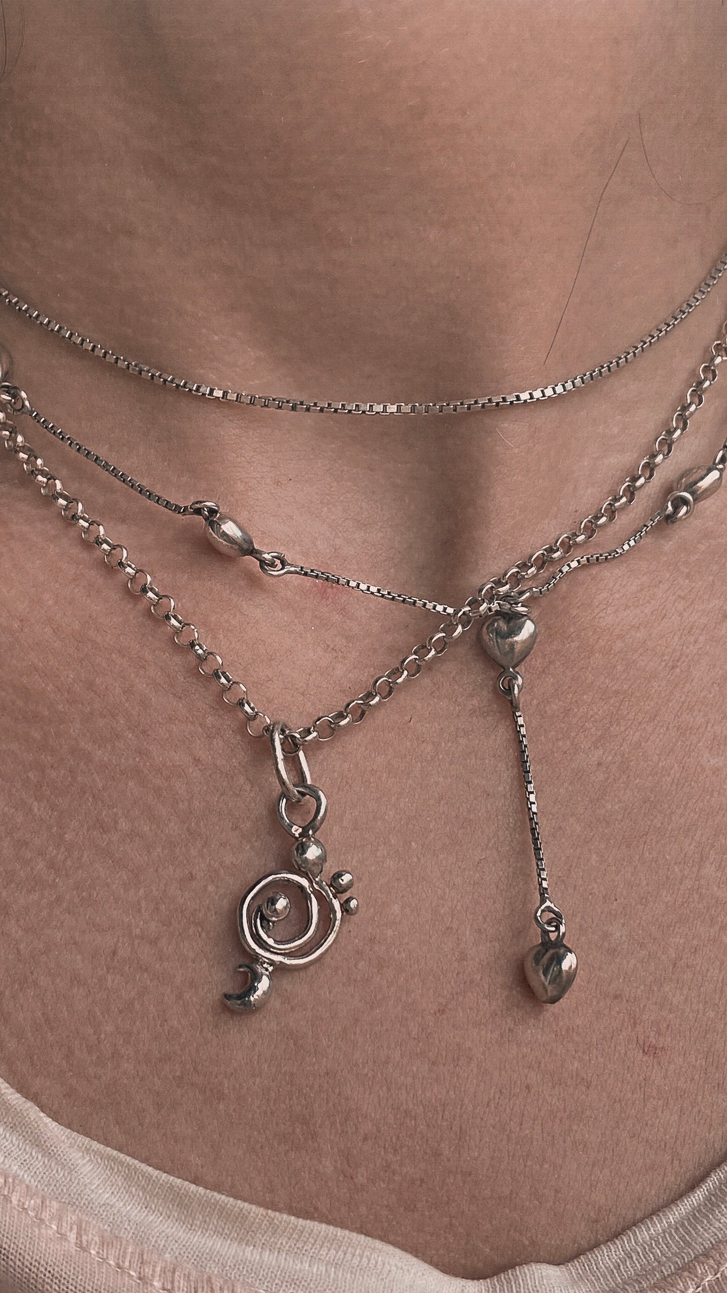 mini droplet clef spiral on chunky pearl & mineral strand 𓅪 corvina 𓅪 – handmade statement necklace with recycled materials, pearls, ethical gemstones, one-of-a-kind artisan gift