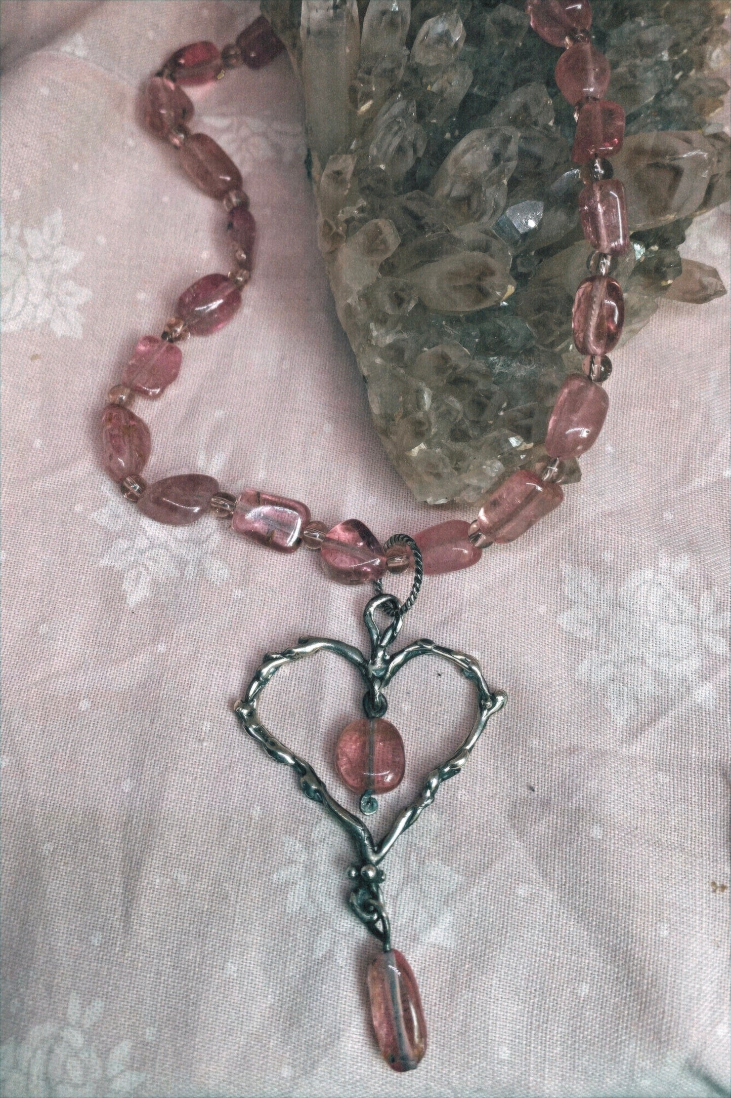 ꩜ volua ꩜ tourmaline heart drops