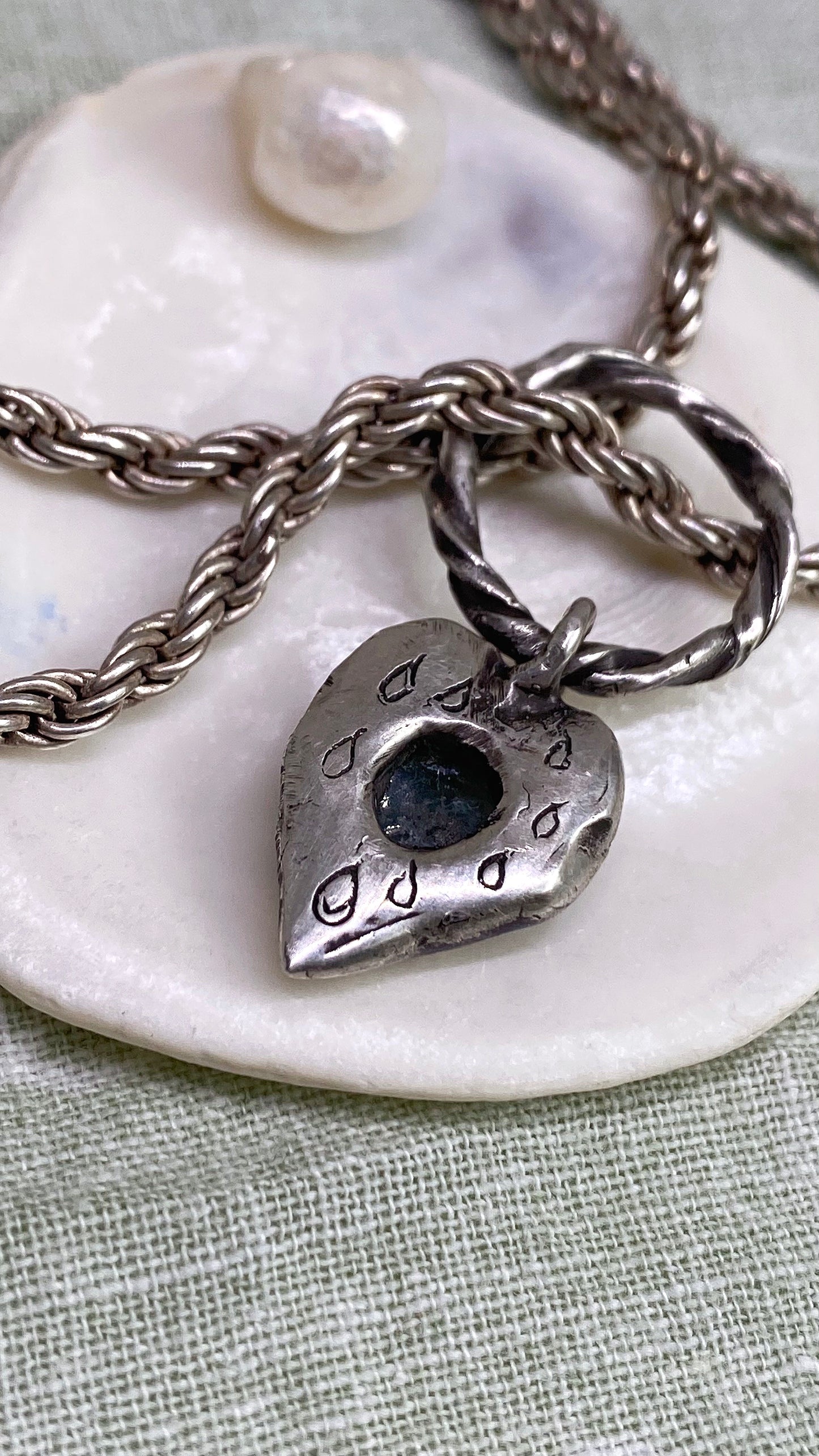 ꩜ volua ꩜ moss agate rainfall heart on gemstone gradient strand – handmade moss agate heart necklace with recycled silver and ethical stones, unique artisan gift