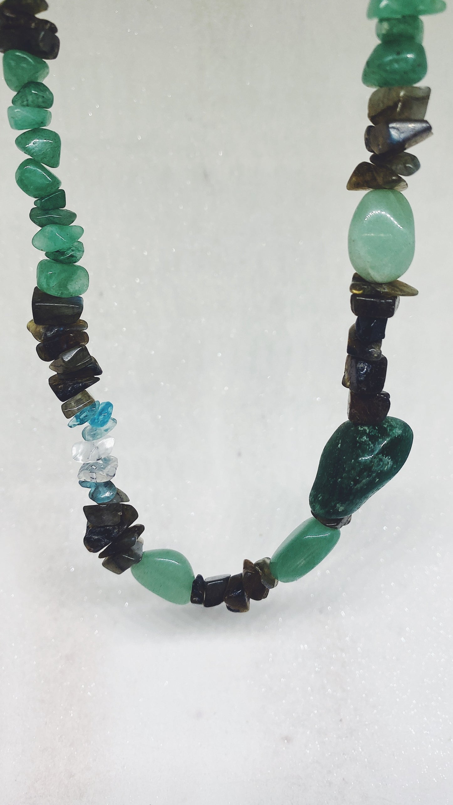 mossy dreams // textured semi precious stone strand