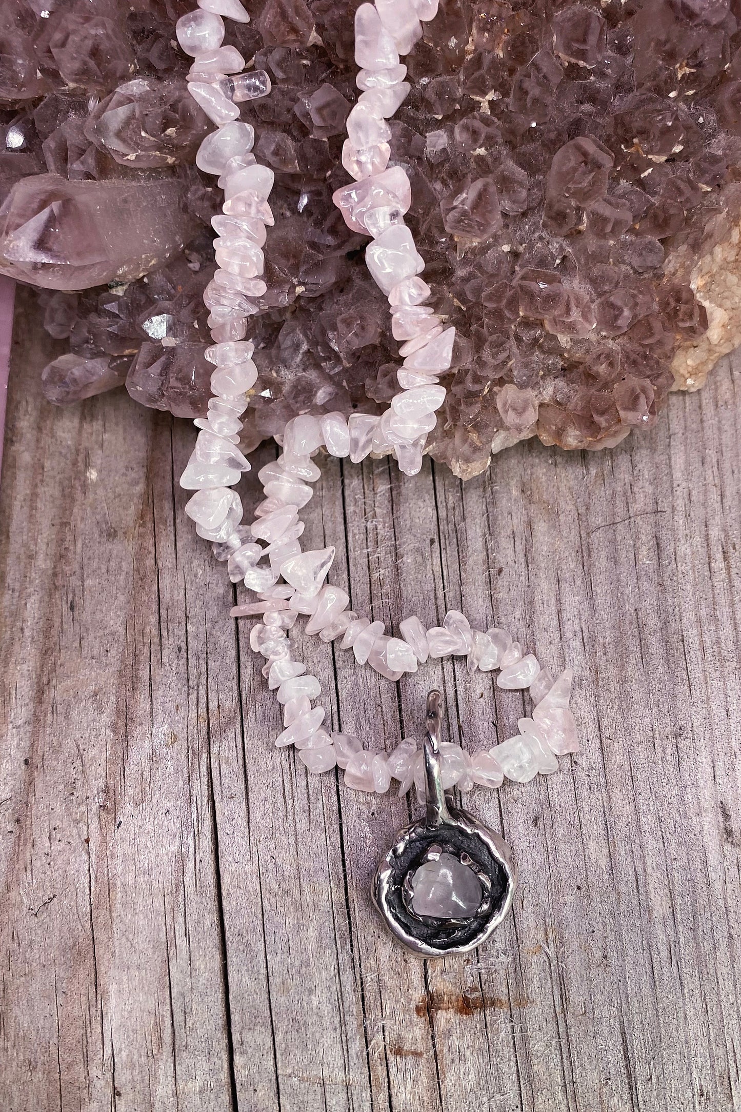 ꩜ volua ꩜ rose medallion