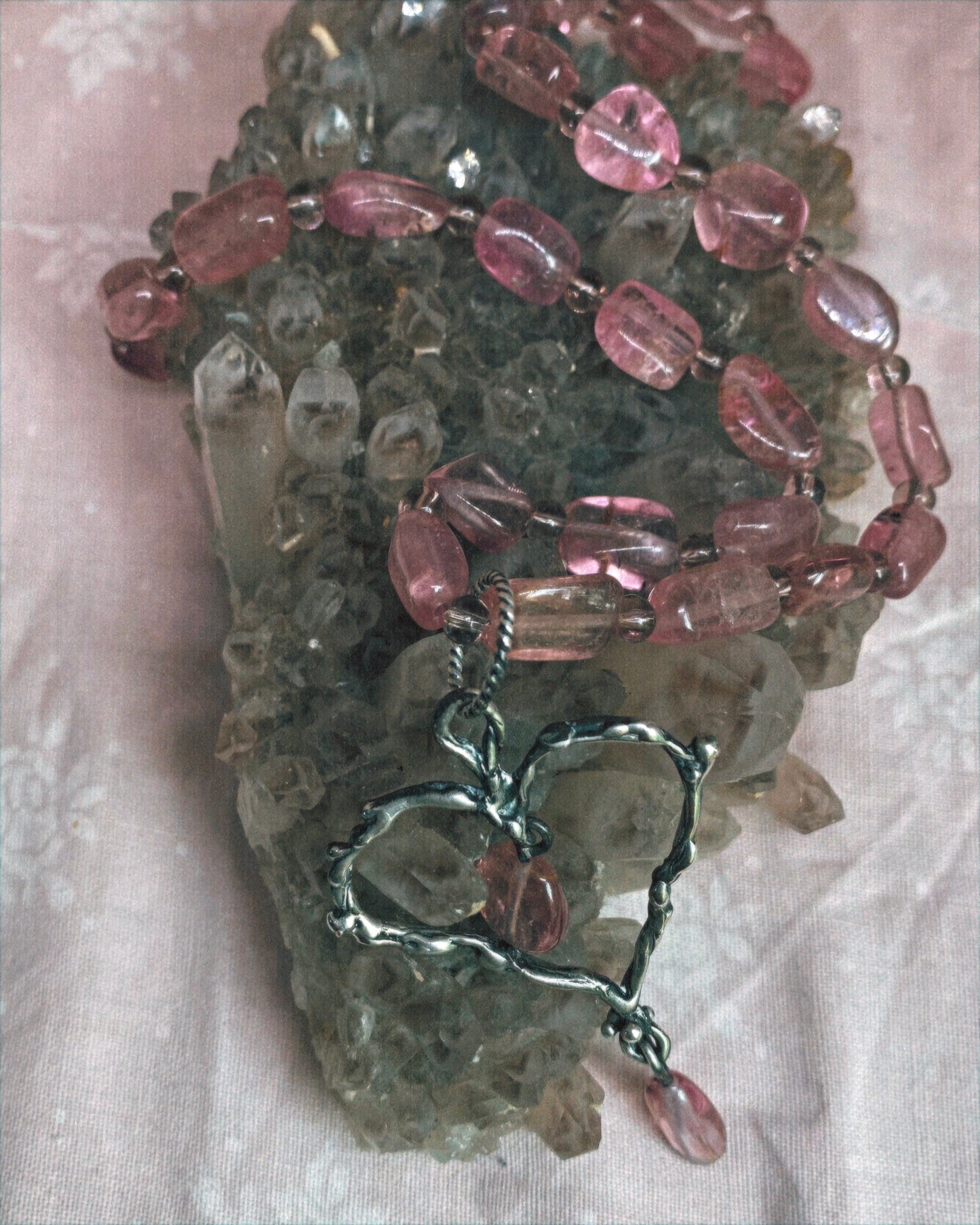 ꩜ volua ꩜ tourmaline heart drops