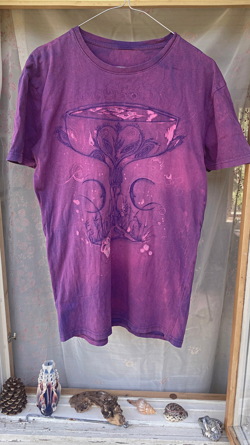 cup of crimson wonder tee