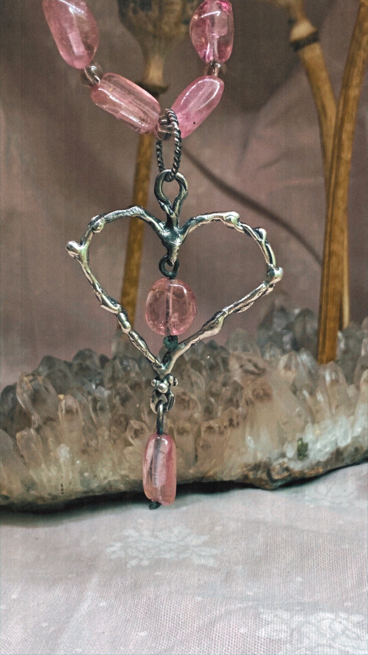 ꩜ volua ꩜ tourmaline heart drops