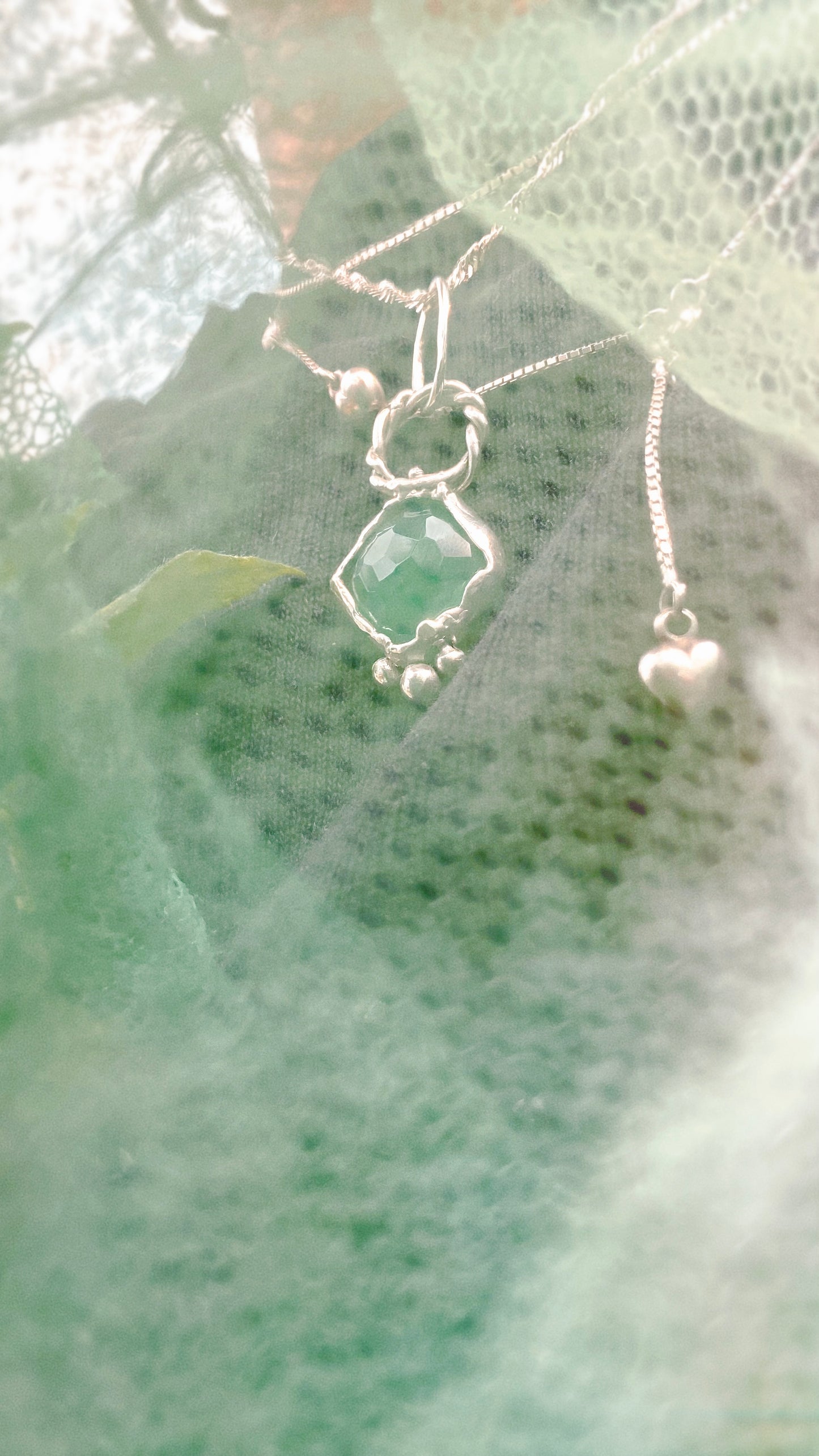 ꩜ volua ꩜ rocky facet onyx green goddess – silver handmade green onyx goddess necklace, artisan symbolic jewellery, one of a kind heirloom talisman