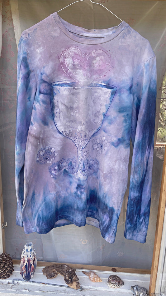 heart goblet long sleeve tee