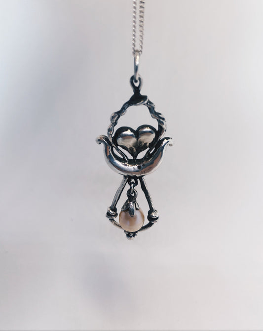 protected pearl pendant // syren’s heart