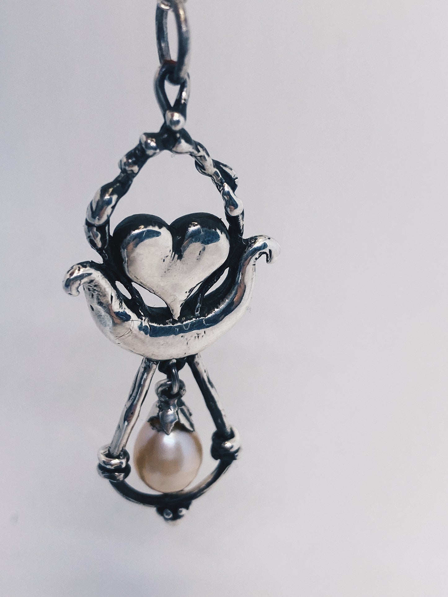 protected pearl pendant // syren’s heart