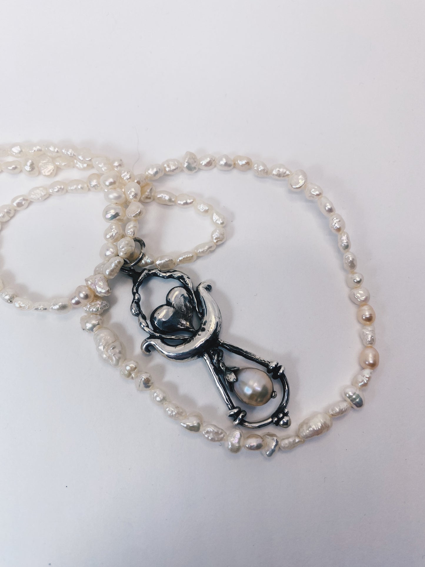 protected pearl pendant // syren’s heart