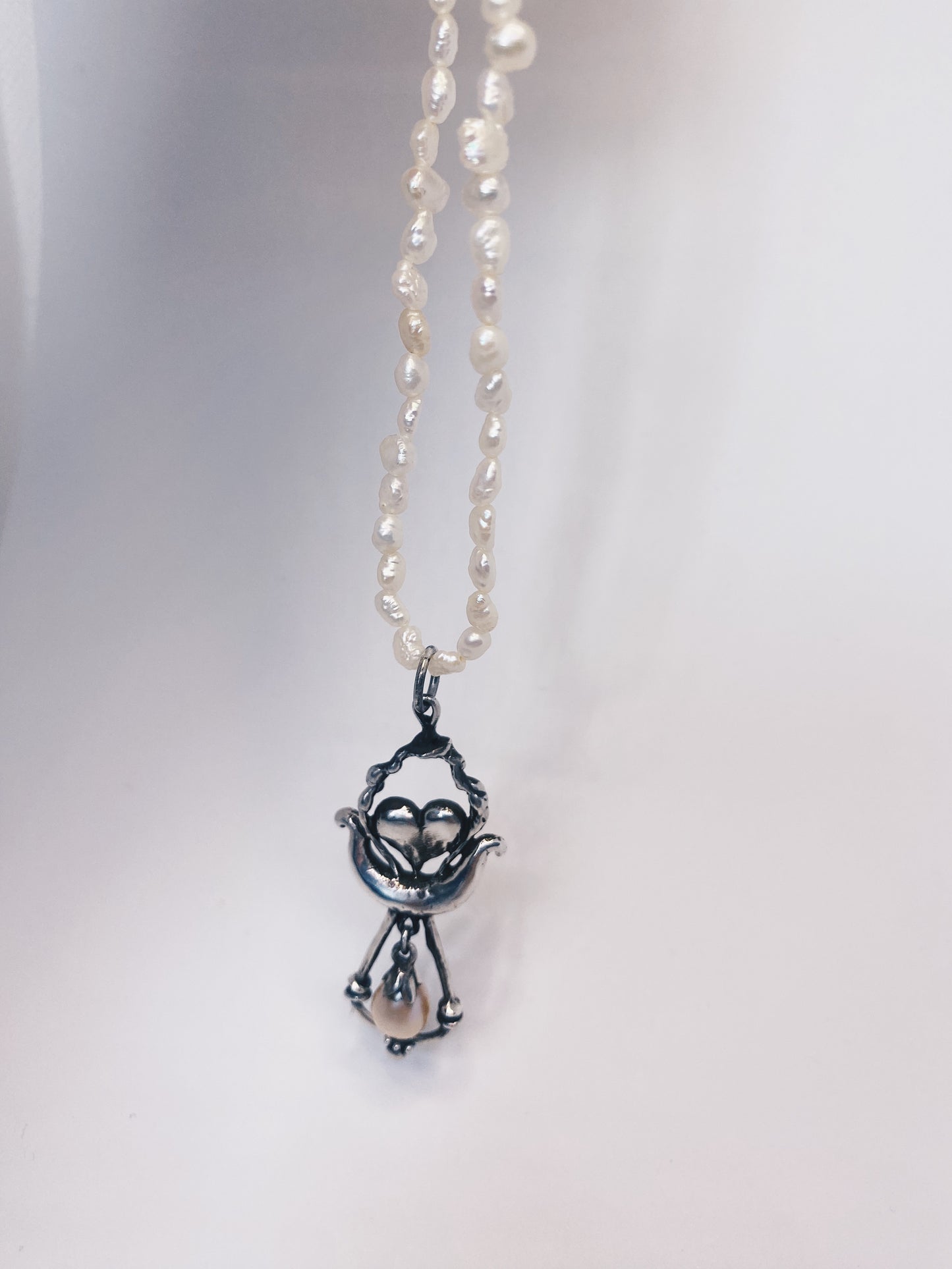 protected pearl pendant // syren’s heart