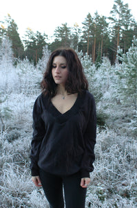 slouchy v-neck sweater // nebula