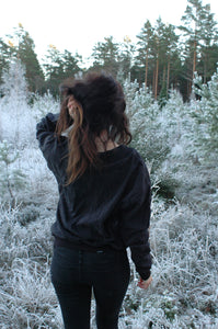slouchy v-neck sweater // nebula