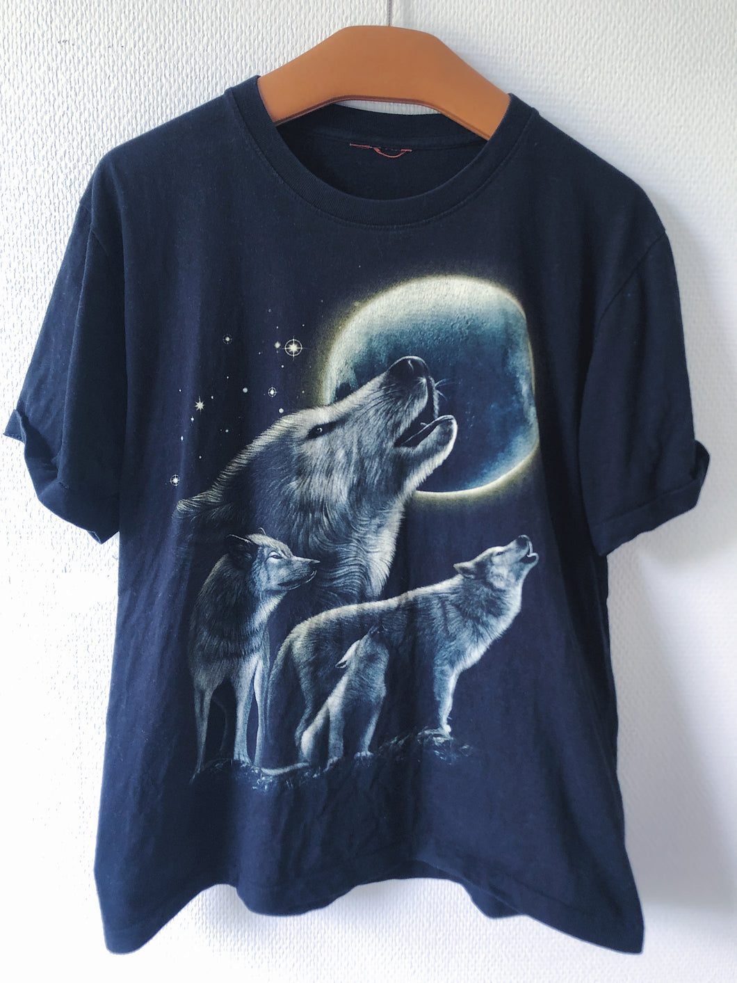 vtg wolf tee XIX