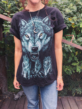 Load image into Gallery viewer, vtg wolf tee V
