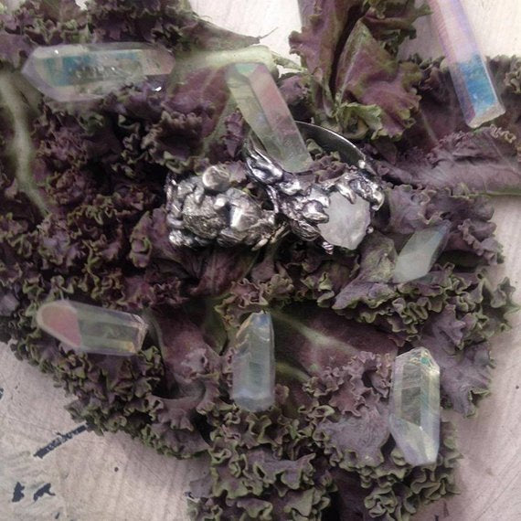 forest woodland silver ring // tjärn // raw quartz