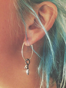 alien earring // mini grayleon